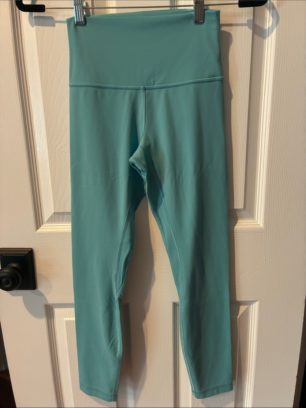 Lululemon leggings size 4